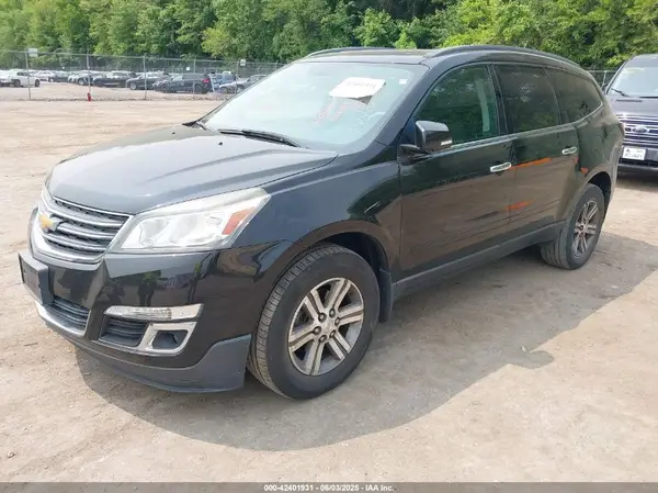 1GNKVHKD9GJ125177 2016 CHEVROLET TRAVERSE - Image 2