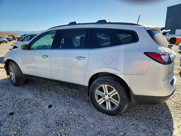 1GNKVHKD9GJ221181 2016 CHEVROLET TRAVERSE - Image 2