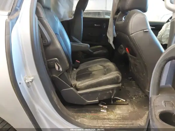 1GNKVHKD9GJ251779 2016 CHEVROLET TRAVERSE - Image 8