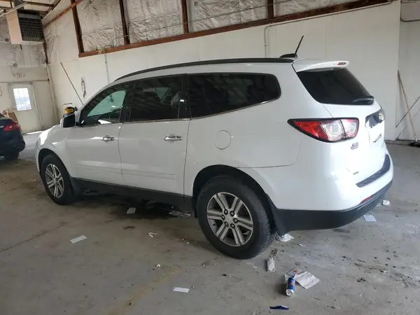 1GNKVHKD9GJ305503 2016 CHEVROLET TRAVERSE - Image 2