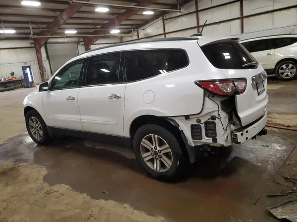 1GNKVHKD9GJ310796 2016 CHEVROLET TRAVERSE - Image 2