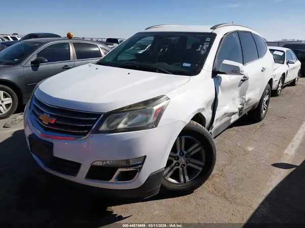 1GNKVHKD9GJ316064 2016 CHEVROLET TRAVERSE - Image 2