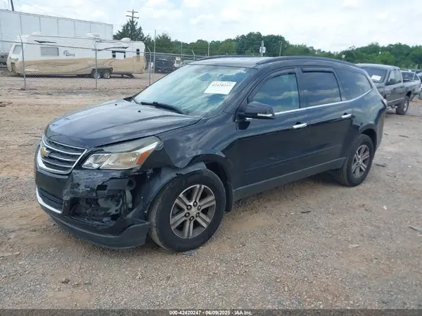 1GNKVHKD9GJ317456 2016 CHEVROLET TRAVERSE - Image 2