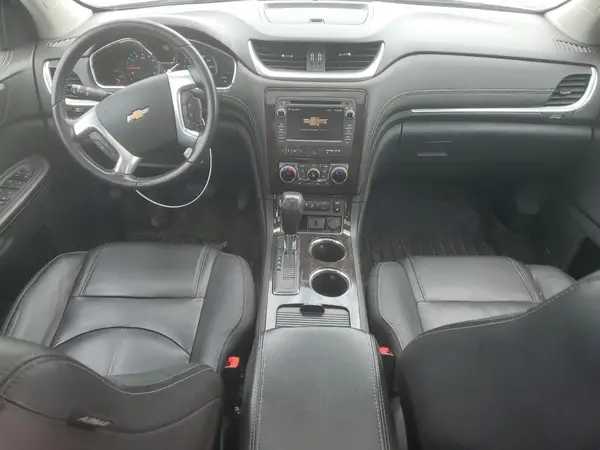 1GNKVHKD9HJ117923 2017 CHEVROLET TRAVERSE - Image 8