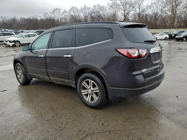 1GNKVHKD9HJ141350 2017 CHEVROLET TRAVERSE - Image 2