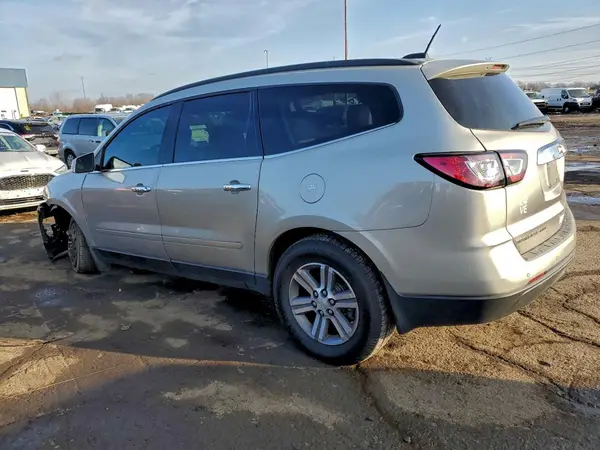 1GNKVHKD9HJ163848 2017 CHEVROLET TRAVERSE - Image 2
