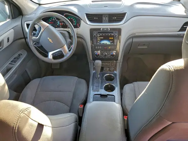 1GNKVHKD9HJ172145 2017 CHEVROLET TRAVERSE - Image 8