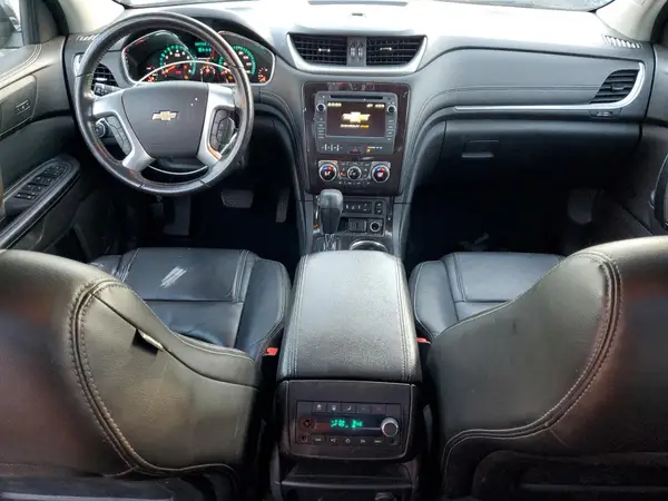1GNKVHKD9HJ174686 2017 CHEVROLET TRAVERSE - Image 8