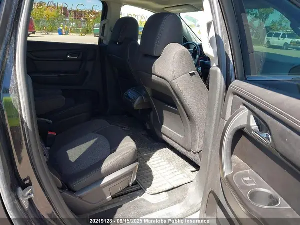 1GNKVHKD9HJ215060 2017 CHEVROLET TRAVERSE - Image 8