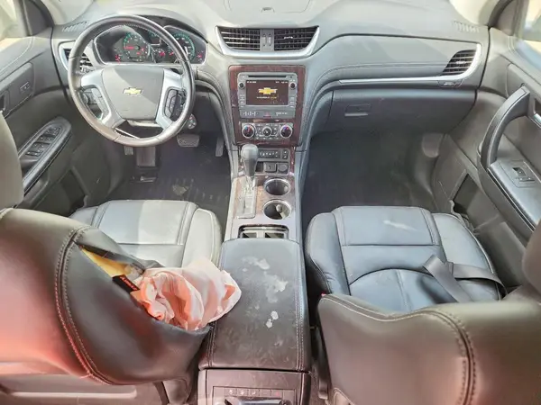 1GNKVHKD9HJ241562 2017 CHEVROLET TRAVERSE - Image 8