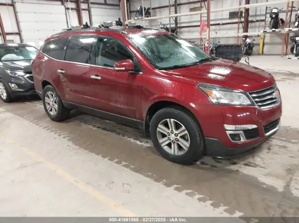 1GNKVHKD9HJ262847 2017 CHEVROLET TRAVERSE - Image 1
