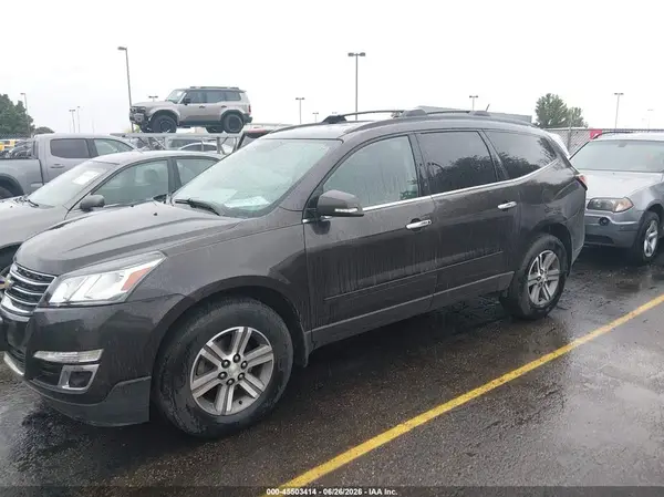 1GNKVHKD9HJ284542 2017 CHEVROLET TRAVERSE - Image 2