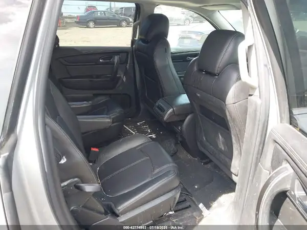 1GNKVHKD9HJ297422 2017 CHEVROLET TRAVERSE - Image 8