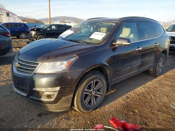 1GNKVHKDXGJ258868 2016 CHEVROLET TRAVERSE - Image 2