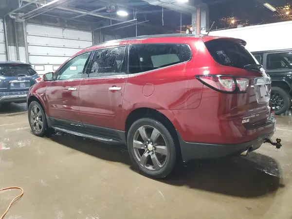 1GNKVHKDXHJ189682 2017 CHEVROLET TRAVERSE - Image 2