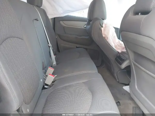 1GNKVHKDXHJ245054 2017 CHEVROLET TRAVERSE - Image 8