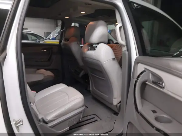 1GNKVJKD0GJ209699 2016 CHEVROLET TRAVERSE - Image 8