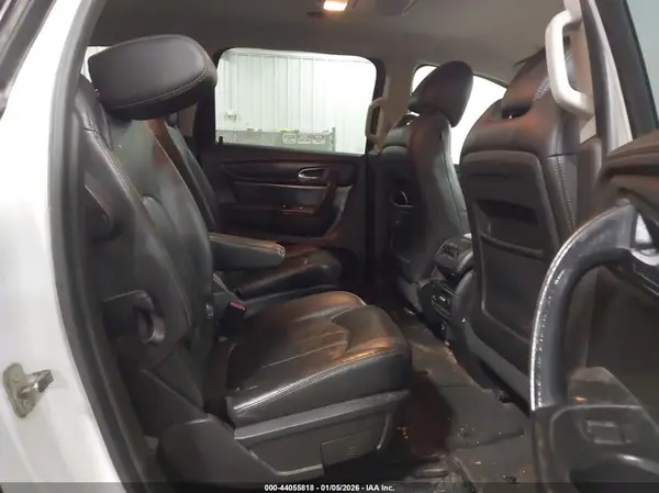 1GNKVJKD0HJ117218 2017 CHEVROLET TRAVERSE - Image 8