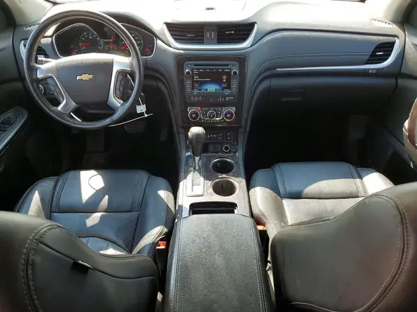 1GNKVJKD0HJ127618 2017 CHEVROLET TRAVERSE - Image 8
