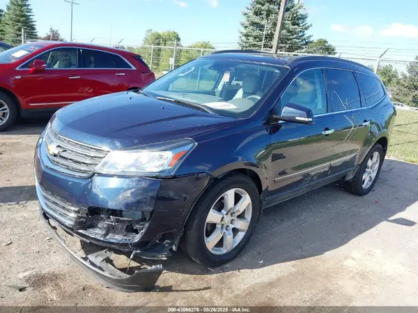 1GNKVJKD0HJ151854 2017 CHEVROLET TRAVERSE - Image 2