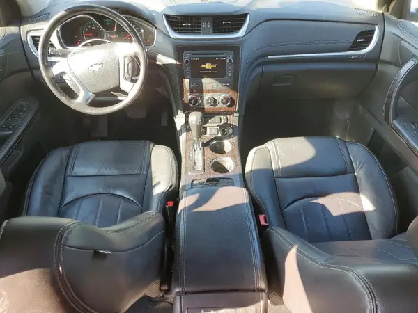 1GNKVJKD0HJ252117 2017 CHEVROLET TRAVERSE - Image 8