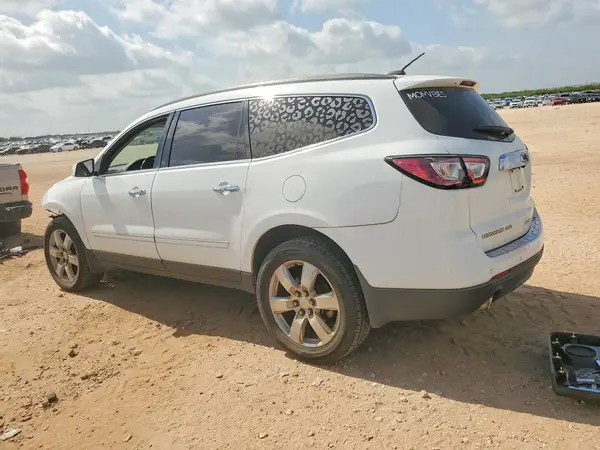 1GNKVJKD0HJ284856 2017 CHEVROLET TRAVERSE - Image 2