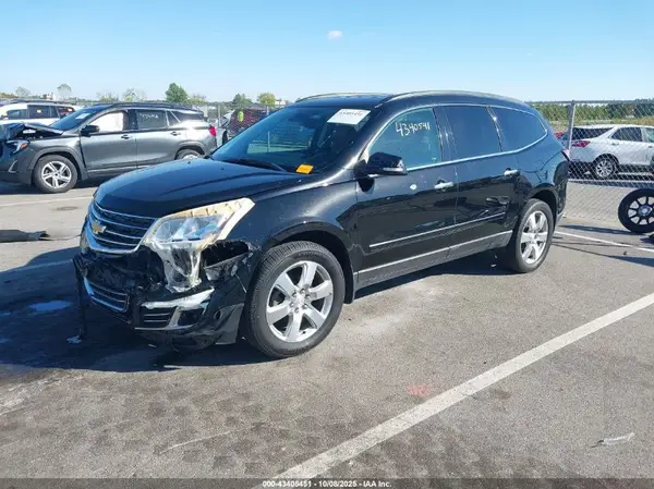 1GNKVJKD0HJ309707 2017 CHEVROLET TRAVERSE - Image 2