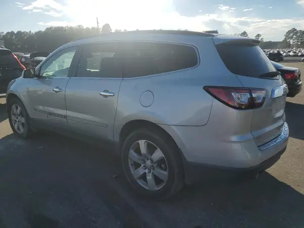 1GNKVJKD1GJ344562 2016 CHEVROLET TRAVERSE - Image 2