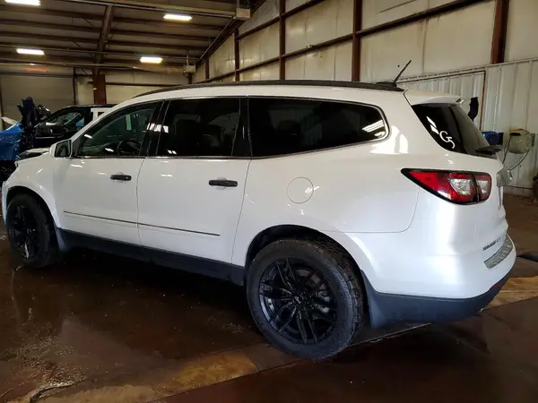 1GNKVJKD1HJ171790 2017 CHEVROLET TRAVERSE - Image 2