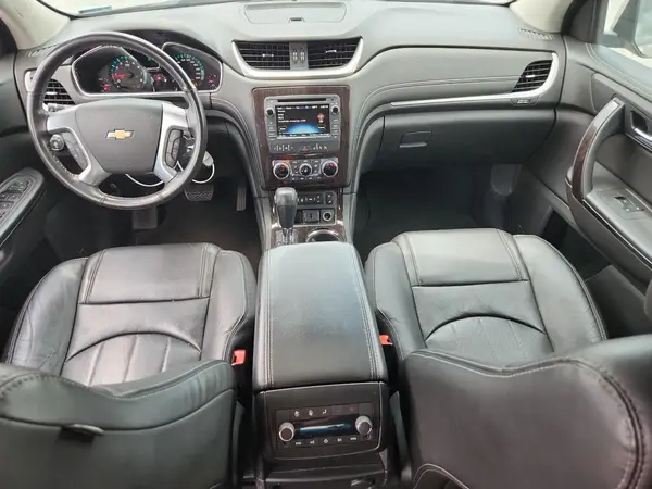 1GNKVJKD1HJ225461 2017 CHEVROLET TRAVERSE - Image 8