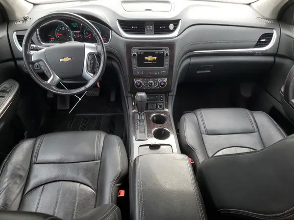 1GNKVJKD1HJ329013 2017 CHEVROLET TRAVERSE - Image 8
