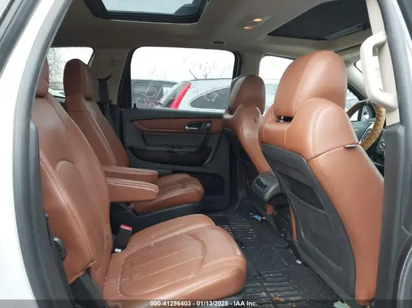1GNKVJKD2GJ180352 2016 CHEVROLET TRAVERSE - Image 8