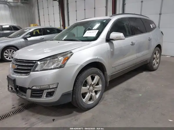 1GNKVJKD2HJ188629 2017 CHEVROLET TRAVERSE - Image 2