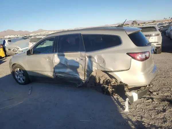 1GNKVJKD3GJ228201 2016 CHEVROLET TRAVERSE - Image 2