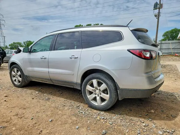1GNKVJKD3GJ290472 2016 CHEVROLET TRAVERSE - Image 2