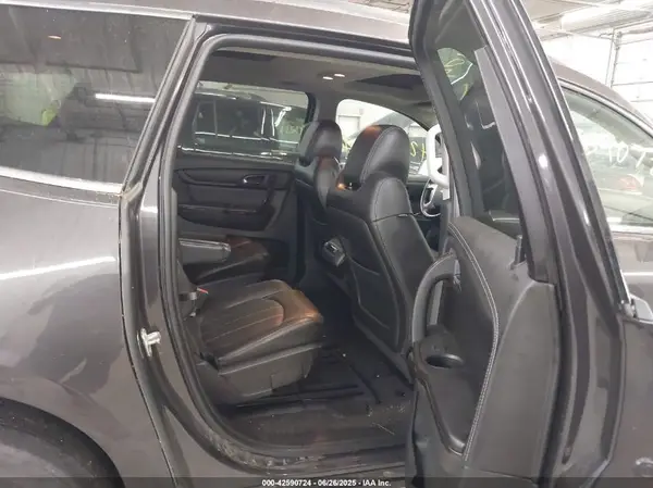 1GNKVJKD3HJ133249 2017 CHEVROLET TRAVERSE - Image 8