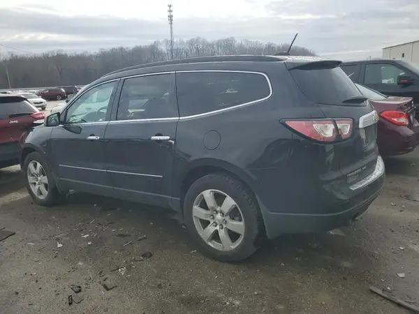 1GNKVJKD3HJ155543 2017 CHEVROLET TRAVERSE - Image 2