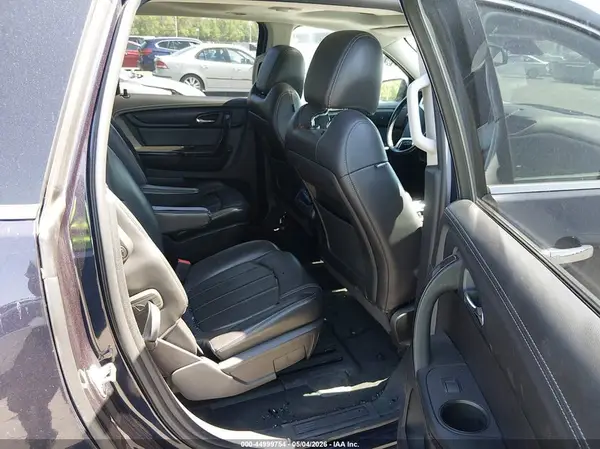 1GNKVJKD3HJ213750 2017 CHEVROLET TRAVERSE - Image 8