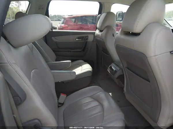 1GNKVJKD3HJ236901 2017 CHEVROLET TRAVERSE - Image 8