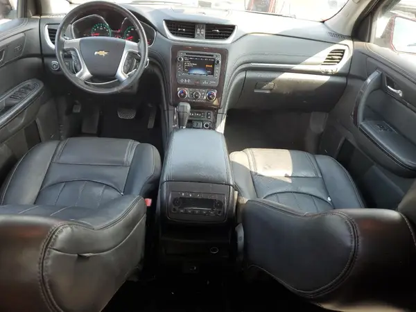 1GNKVJKD3HJ239684 2017 CHEVROLET TRAVERSE - Image 8