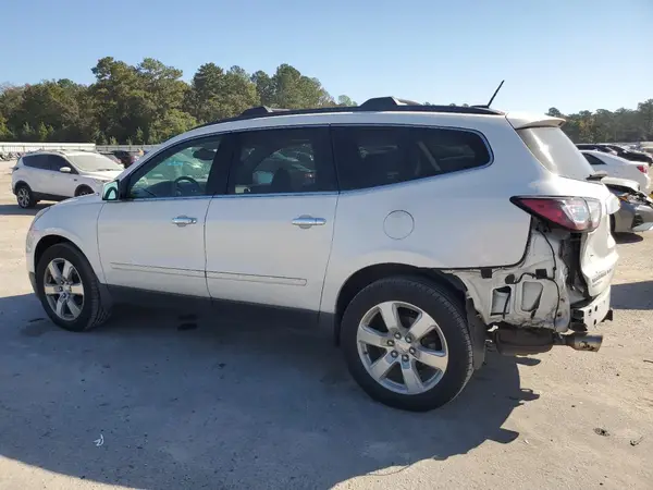 1GNKVJKD4HJ133258 2017 CHEVROLET TRAVERSE - Image 2