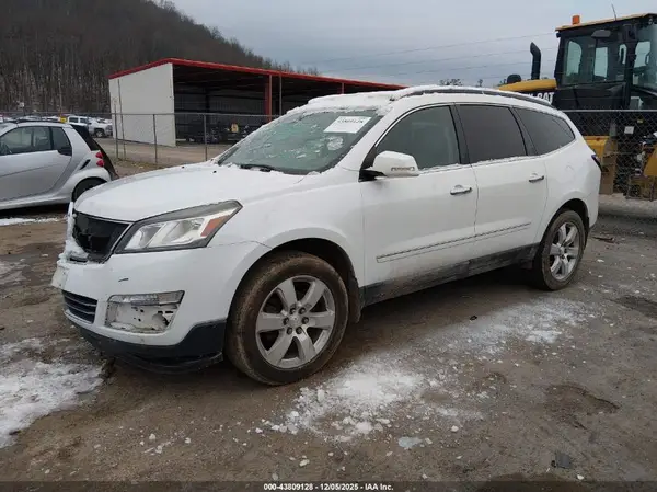1GNKVJKD4HJ189099 2017 CHEVROLET TRAVERSE - Image 2