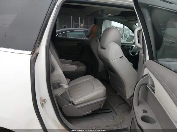 1GNKVJKD4HJ189099 2017 CHEVROLET TRAVERSE - Image 8