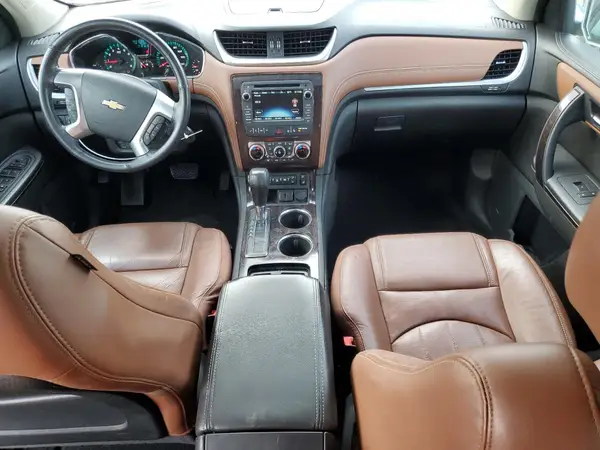 1GNKVJKD4HJ199762 2017 CHEVROLET TRAVERSE - Image 8