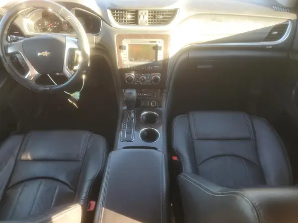 1GNKVJKD4HJ237927 2017 CHEVROLET TRAVERSE - Image 8