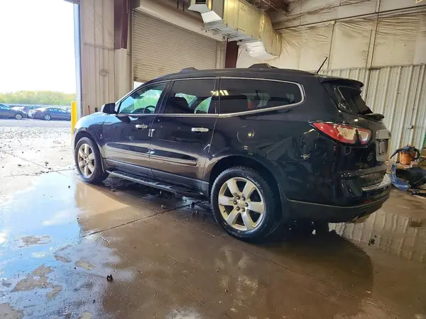 1GNKVJKD4HJ320693 2017 CHEVROLET TRAVERSE - Image 2