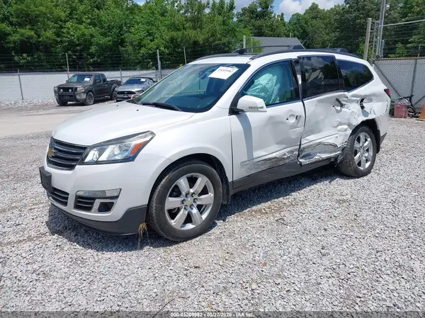1GNKVJKD5GJ228782 2016 CHEVROLET TRAVERSE - Image 2