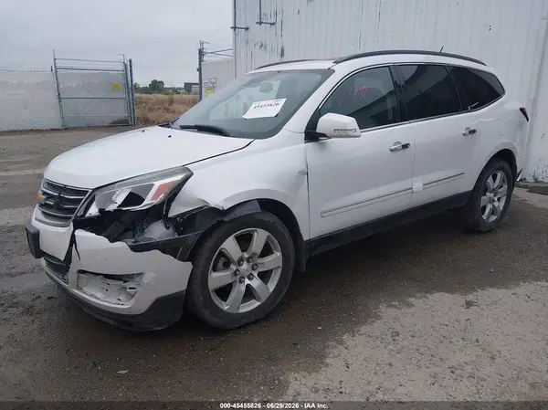1GNKVJKD5GJ260860 2016 CHEVROLET TRAVERSE - Image 2