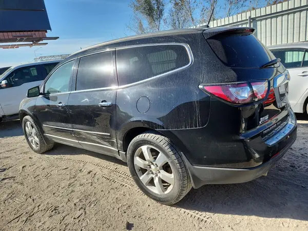 1GNKVJKD5HJ178399 2017 CHEVROLET TRAVERSE - Image 2