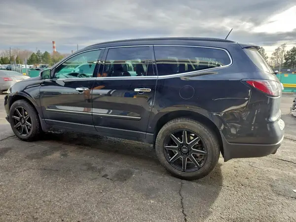 1GNKVJKD6HJ120298 2017 CHEVROLET TRAVERSE - Image 2